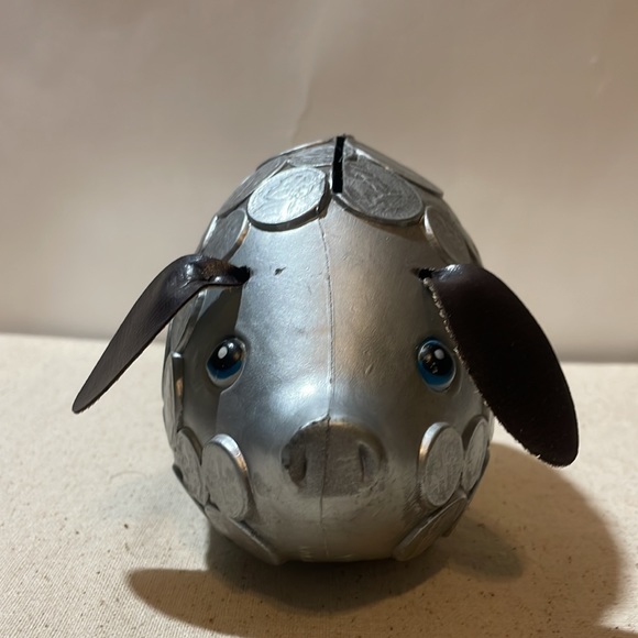 Plastic coin Piggy Bank - Picture 2 of 8